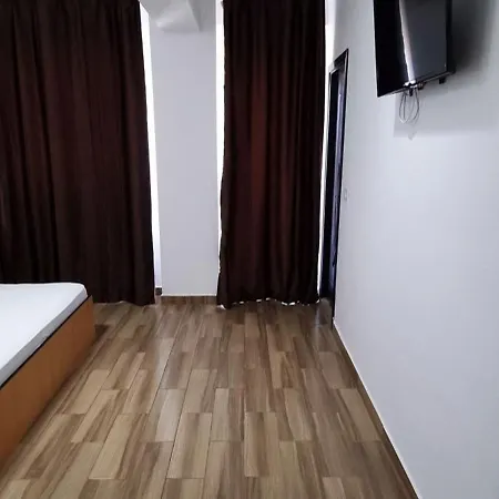 Blue Sky Hotel 3*