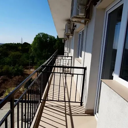 Blue Sky Hotel 3*
