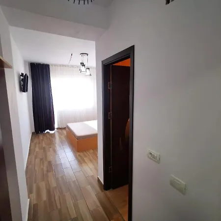 Blue Sky מלון אפורי נורד